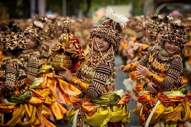 Les marques du monde qui redéfinissent l'héritage culturel